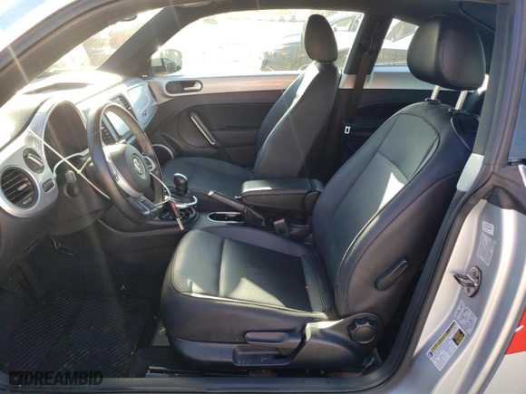 2012 Volkswagen Beetle 2.5L w/Sun PZEV with VIN 3VWJP7AT4CM644018, listed as a Copart auction lot 77038574 with 58,507 mi miles and Non Repairable. Bid and sale history available at carsss.com. Image 7.