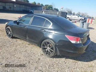 2010 Honda Accord EX-L z VIN 1HGCP2F81AA079337, wystawiony jako IAAI lot #41645216 z przebiegiem 212 611 mil mil oraz . Historia ofert i sprzedaży dostępna na DreamBid. Obrazek 3.