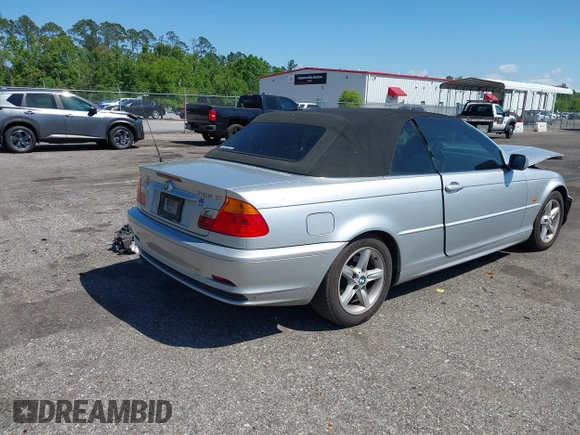2002 BMW 3 Series 325Ci with VIN WBABS33492PG86813, listed as a IAAI auction lot 42074468 with 136,299 mi miles and . Bid and sale history available at DreamBid. Image 4.