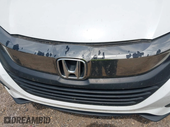 2022 Honda HR-V EX with VIN 3CZRU6H57NM724989, listed as a IAAI auction lot 42004156 with 170,085 mi miles. Bid and sale history available at carsss.com. Image 6.