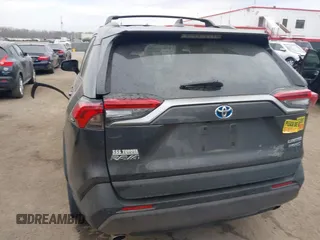 2020 Toyota RAV4 Hybrid Limited with VIN 4T3DWRFV9LU008881, listed as a IAAI auction lot 41672085 with 39,557 mi miles. Bid and sale history available at carsss.com. Image 17.