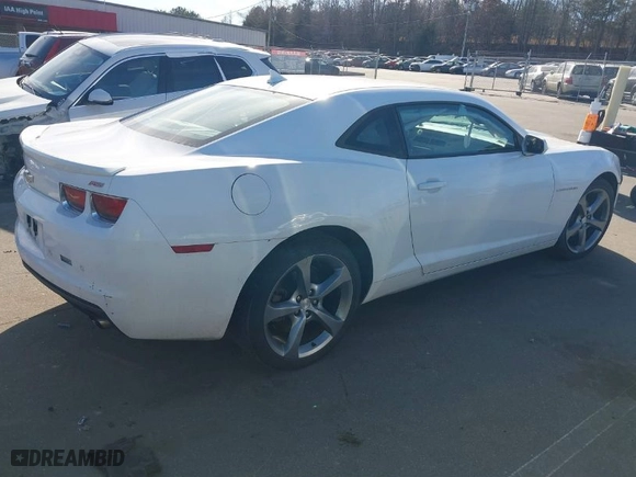 2013 Chevrolet Camaro LT with VIN 2G1FC1E32D9128853, listed as a IAAI auction lot 41427170 with 174123 miles. Bid and sale history available at carsss.com. Image 4.