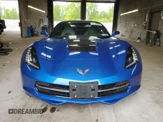 2015 Chevrolet Corvette 2LT z VIN 1G1YD3D72F5106938, wystawiony jako Copart lot #59184705 z przebiegiem 14 082 mil mil oraz Szkoda całkowita • Salvage title. Historia ofert i sprzedaży dostępna na DreamBid. Obrazek 5.