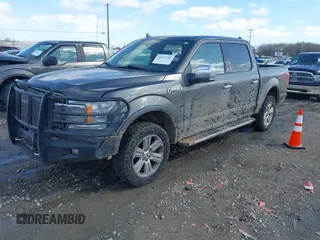 2018 Ford F-150 XL z VIN 1FTEW1E53JKE66560, wystawiony jako IAAI lot #41837583 z przebiegiem 131 060 mil mil oraz . Historia ofert i sprzedaży dostępna na DreamBid. Obrazek 17.