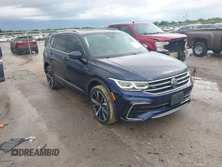 2023 Volkswagen Tiguan SEL R-Line z VIN 3VV4B7AX8PM038455, wystawiony jako IAAI lot #42170971 z przebiegiem 45 985 mil mil oraz . Historia ofert i sprzedaży dostępna na DreamBid. Obrazek 1.