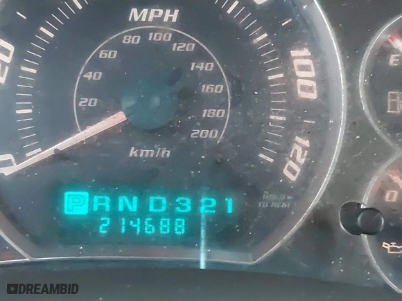 2002 Cadillac Escalade with VIN 1GYEK63N02R211749, listed as a IAAI auction lot 41462981 with 214,688 mi miles. Bid and sale history available at carsss.com. Image 7.