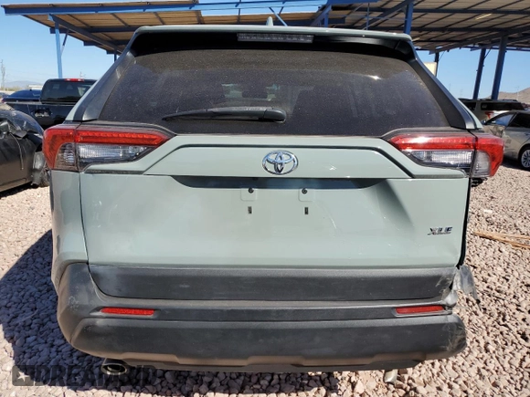 2021 Toyota RAV4 XLE with VIN 2T3W1RFV7MW109538, listed as a Copart auction lot 46489895 with 33,932 mi miles and Salvage Title. Bid and sale history available at carsss.com. Image 6.