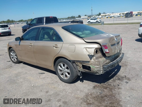 2011 Toyota Camry LE with VIN 4T1BF3EK2BU136785, listed as a IAAI auction lot 41674734 with 197,657 mi miles. Bid and sale history available at carsss.com. Image 3.