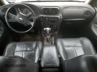 2005 Chevrolet TrailBlazer LT with VIN 1GNDT13S052362358, listed as a Copart auction lot 81550014 with 258,429 mi miles and Clean Title. Bid and sale history available at DreamBid. Image 8.