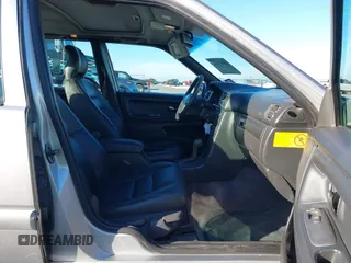 1998 Volvo S70 with VIN YV1LS5571W1502619, listed as a IAAI auction lot 40957692 with 268,926 mi miles. Bid and sale history available at carsss.com. Image 5.