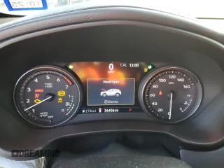 2022 Cadillac XT4 FWD Sport with VIN 1GYFZER48NF169913, listed as a Copart auction lot 84457034 with 36,406 mi miles and Clean title. Bid and sale history available at DreamBid. Image 9.