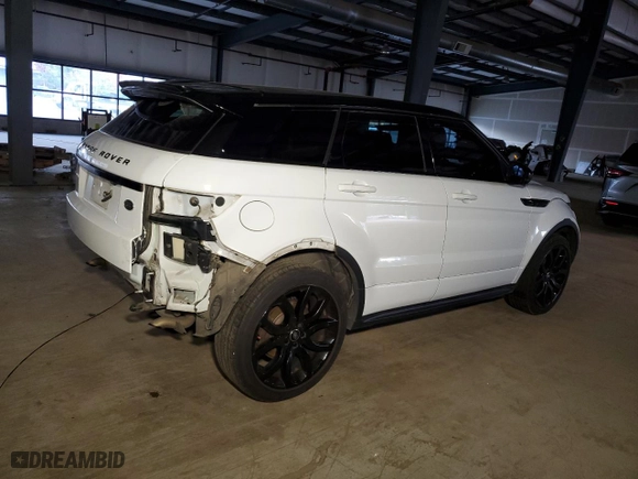 2015 Land Rover Range Rover Evoque Dynamic with VIN SALVT2BG5FH019052, listed as a Copart auction lot 77156414 with 122,535 mi miles and Salvage Title. Bid and sale history available at carsss.com. Image 3.