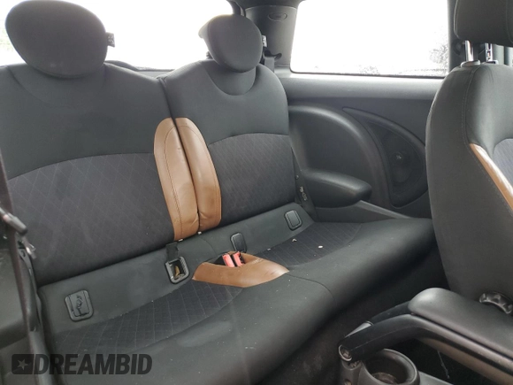 2011 MINI Hardtop S with VIN WMWSV3C56BTY15420, listed as a Copart auction lot 58050875 with 162,145 mi miles and Salvage title. Bid and sale history available at DreamBid. Image 10.