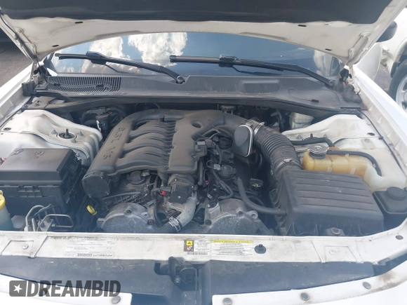 2008 Dodge Charger with VIN 2B3KA43G68H286032, listed as a IAAI auction lot 42586994 with 238,093 mi miles and . Bid and sale history available at DreamBid. Image 10.
