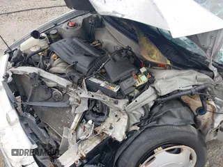 2001 Chevrolet Prizm z VIN 1Y1SK52851Z423703, wystawiony jako IAAI lot #42169702 z przebiegiem Nie podano mil oraz . Historia ofert i sprzedaży dostępna na DreamBid. Obrazek 10.
