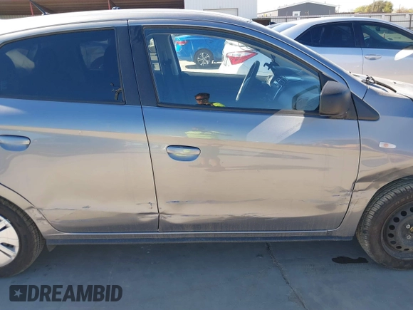 2021 Mitsubishi Mirage ES z VIN ML32AUHJ5MH012925, wystawiony jako IAAI lot #40912982 z przebiegiem 33 912 mil mil oraz . Historia ofert i sprzedaży dostępna na DreamBid. Obrazek 13.