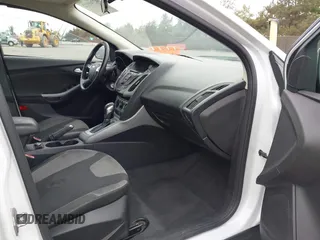 2012 Ford Focus SE with VIN 1FAHP3F22CL227773, listed as a IAAI auction lot 42749922 with 229,944 mi miles and . Bid and sale history available at DreamBid. Image 5.