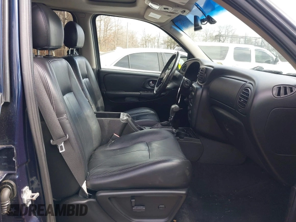 2007 Chevrolet TrailBlazer LS with VIN 1GNDT13SX72223972, listed as a IAAI auction lot 41609686 with 165,523 mi miles. Bid and sale history available at carsss.com. Image 5.