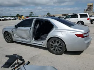 2018 Lincoln Continental Reserve z VIN 1LN6L9NP1J5603079, wystawiony jako Copart lot #56824455 z przebiegiem 52 625 mil mil oraz Szkoda całkowita • Salvage title. Historia ofert i sprzedaży dostępna na DreamBid. Obrazek 2.