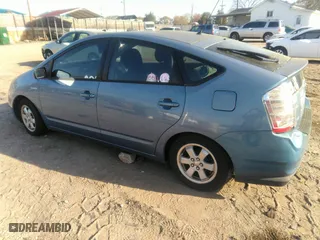 2006 Toyota Prius with VIN JTDKB20U263139846, listed as a IAAI auction lot 41912021 with 201,355 mi miles. Bid and sale history available at carsss.com. Image 3.