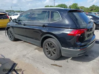 2023 Volkswagen Tiguan SE with VIN 3VV3B7AX9PM062632, listed as a IAAI auction lot 41943020 with 40,995 mi miles. Bid and sale history available at carsss.com. Image 3.