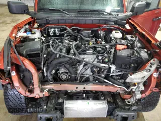 2022 Ford Bronco z VIN 1FMDE5BH9NLB59829, wystawiony jako Copart lot #43085555 z przebiegiem 16 727 mil mil oraz Czysty tytuł • Clean title. Historia ofert i sprzedaży dostępna na DreamBid. Obrazek 12.