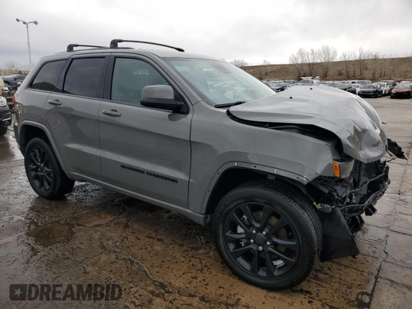 2022 Jeep Grand Cherokee Laredo E с VIN 1C4RJFAGXNC118923, выставлен на аукционе Copart как лот 51288515 с пробегом 15 112 миль миль и Списание • Salvage title. История ставок и продаж доступна на DreamBid. Изображение 4.