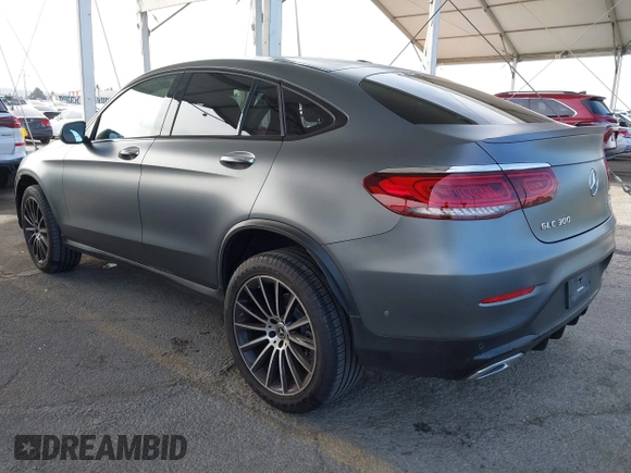 2022 Mercedes-Benz GLC with VIN W1N0J8EB8NG037553, listed as a IAAI auction lot 41393063 with 14,659 mi miles. Bid and sale history available at carsss.com. Image 3.