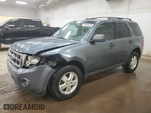 2012 Ford Escape XLT z VIN 1FMCU9DG3CKC81146, wystawiony jako Copart lot #58999625 z przebiegiem 169 942 mil mil oraz Czysty tytuł • Clean title. Historia ofert i sprzedaży dostępna na DreamBid. Obrazek 1.