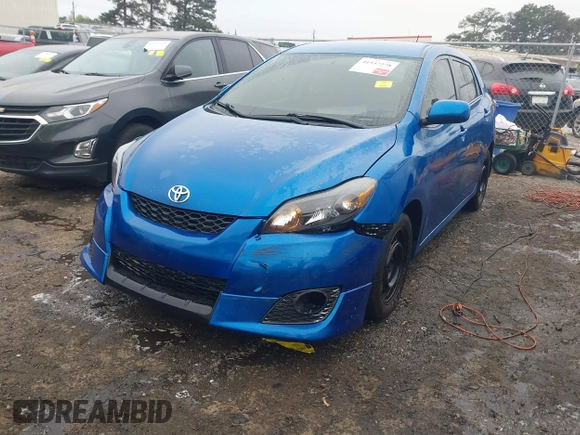 2010 Toyota Matrix z VIN 2T1KU4EE2AC333025, wystawiony jako IAAI lot #41957278 z przebiegiem 143 204 mil mil oraz . Historia ofert i sprzedaży dostępna na DreamBid. Obrazek 2.