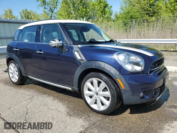 2015 MINI Countryman S with VIN WMWZC5C54FWP42794, listed as a Copart auction lot 55857445 with Not Provided miles and Clean Title. Bid and sale history available at DreamBid. Image 4.
