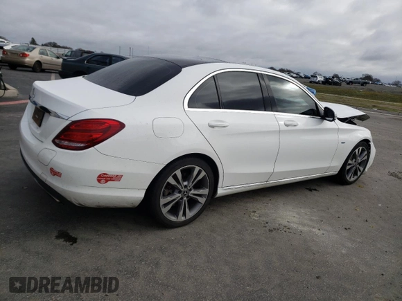 2018 Mercedes-Benz C 350e with VIN 55SWF4HB9JU255561, listed as a Copart auction lot 44701353 with 70,881 mi miles and . Bid and sale history available at DreamBid. Image 3.