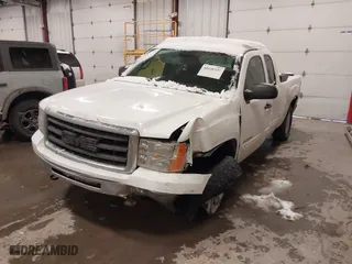2011 GMC Sierra 1500 SLE with VIN 1GTR2VE35BZ171990, listed as a IAAI auction lot 41620335 with 153,156 mi miles. Bid and sale history available at carsss.com. Image 17.