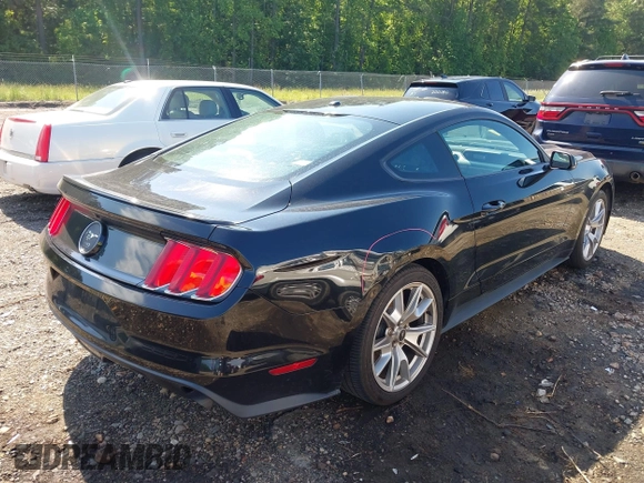 2015 Ford Mustang EcoBoost z VIN 1FA6P8TH3F5353923, wystawiony jako IAAI lot #42182603 z przebiegiem 86 599 mil mil oraz . Historia ofert i sprzedaży dostępna na DreamBid. Obrazek 4.