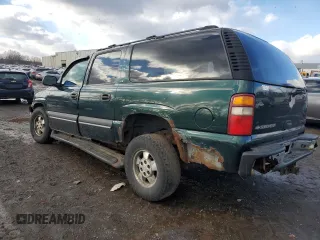 2002 Chevrolet Suburban Z71 with VIN 3GNFK16ZX2G298434, listed as a Copart auction lot 43641805 with 0 mi miles and Salvage Title. Bid and sale history available at carsss.com. Image 2.