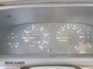 1995 Nissan Altima XE z VIN 1N4BU31D9SC148820, wystawiony jako Copart lot #69689864 z przebiegiem 326 420 mil mil oraz Czysty tytuł • Clean title. Historia ofert i sprzedaży dostępna na DreamBid. Obrazek 9.
