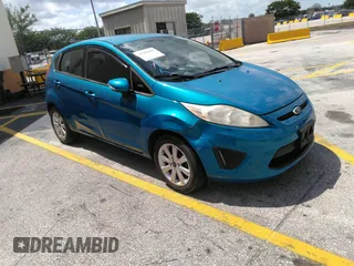 2013 Ford Fiesta SE with VIN 3FADP4EJ0DM202271, listed as a IAAI auction lot 41496985 with 174,624 mi miles. Bid and sale history available at carsss.com. Image 1.