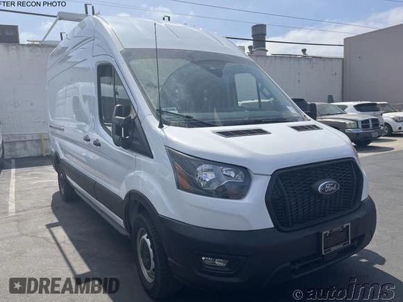 2023 Ford Transit Cargo z VIN 1FTBR1X87PKB99515, wystawiony jako IAAI lot #42789614 z przebiegiem 10 442 mil mil oraz . Historia ofert i sprzedaży dostępna na DreamBid. Obrazek 8.