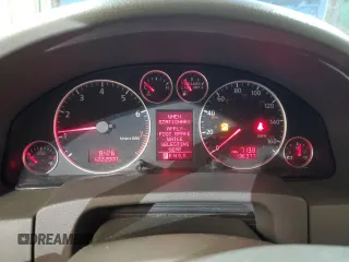 2004 Audi A6 z VIN WAUCD64B34N092260, wystawiony jako Copart lot #80863004 z przebiegiem 136 377 mil mil oraz Czysty tytuł • Clean title. Historia ofert i sprzedaży dostępna na DreamBid. Obrazek 9.