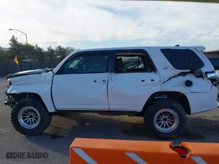 2019 Toyota 4Runner SR5 with VIN JTEBU5JR8K5644399, listed as a IAAI auction lot 41624766 with 131,285 mi miles. Bid and sale history available at carsss.com. Image 15.