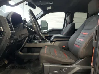 2017 Ford F-150 XL z VIN 1FTFX1EG0HFC66533, wystawiony jako Copart lot #53564595 z przebiegiem 129 351 mil mil oraz Szkoda całkowita • Salvage title. Historia ofert i sprzedaży dostępna na DreamBid. Obrazek 7.