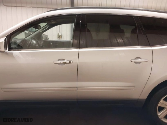 2014 Chevrolet Traverse LT with VIN 1GNKVGKD3EJ363632, listed as a IAAI auction lot 41146876 with 138,210 mi miles. Bid and sale history available at carsss.com. Image 15.