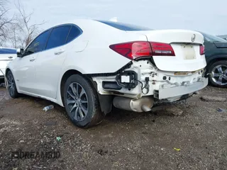 2017 Acura TLX w/Technology Pkg with VIN 19UUB1F51HA005459, listed as a IAAI auction lot 41499011 with 101,222 mi miles. Bid and sale history available at carsss.com. Image 6.