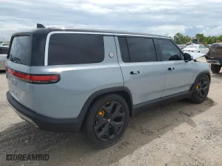 2022 Rivian R1S Launch Edition with VIN 7PDSGABL9NN002043, listed as a Copart auction lot 67654604 with 0 mi miles and Salvage Title. Bid and sale history available at carsss.com. Image 3.