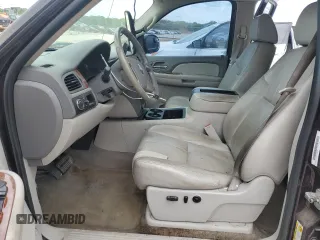 2008 GMC Sierra 1500 SLT z VIN 2GTEC13YX81130632, wystawiony jako Copart lot #55159455 z przebiegiem 181 375 mil mil oraz Szkoda całkowita • Salvage title. Historia ofert i sprzedaży dostępna na DreamBid. Obrazek 7.