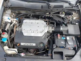 2008 Honda Accord EX with VIN 1HGCP36738A016439, listed as a IAAI auction lot 42254966 with 251,754 mi miles and . Bid and sale history available at DreamBid. Image 10.