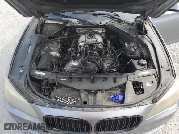 2009 BMW 7 Series 750Li with VIN WBAKB83589CY58639, listed as a Copart auction lot 54968705 with 211,516 mi miles and Clean Title. Bid and sale history available at DreamBid. Image 12.