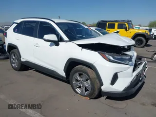 2022 Toyota RAV4 Hybrid XLE with VIN 4T3RWRFV8NU082057, listed as a IAAI auction lot 42522669 with 39,462 mi miles and . Bid and sale history available at DreamBid. Image 1.