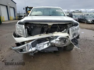 2017 Nissan Titan XD SV with VIN 1N6AA1RP1HN561729, listed as a Copart auction lot 80043944 with 0 mi miles and Salvage Title. Bid and sale history available at carsss.com. Image 5.