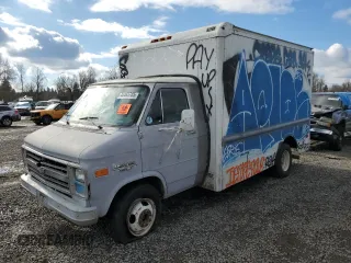 1988 Chevrolet Chevy z VIN 2GCHG31K1J4155953, wystawiony jako Copart lot #44465785 z przebiegiem 68 797 mil mil oraz Szkody całkowita. Historia ofert i sprzedaży dostępna na DreamBid. Obrazek 1.